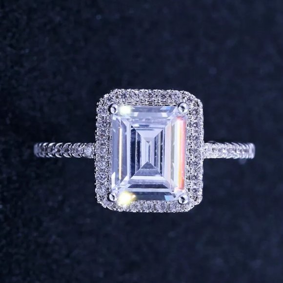 New* 925 Silver Emerald Cut White Sapphire Ring - Picture 6 of 9
